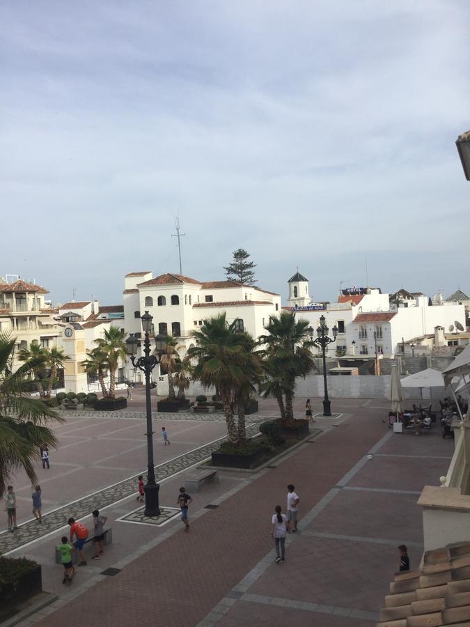 Plaza De Espana Boutique Apartment Nerja Exterior foto